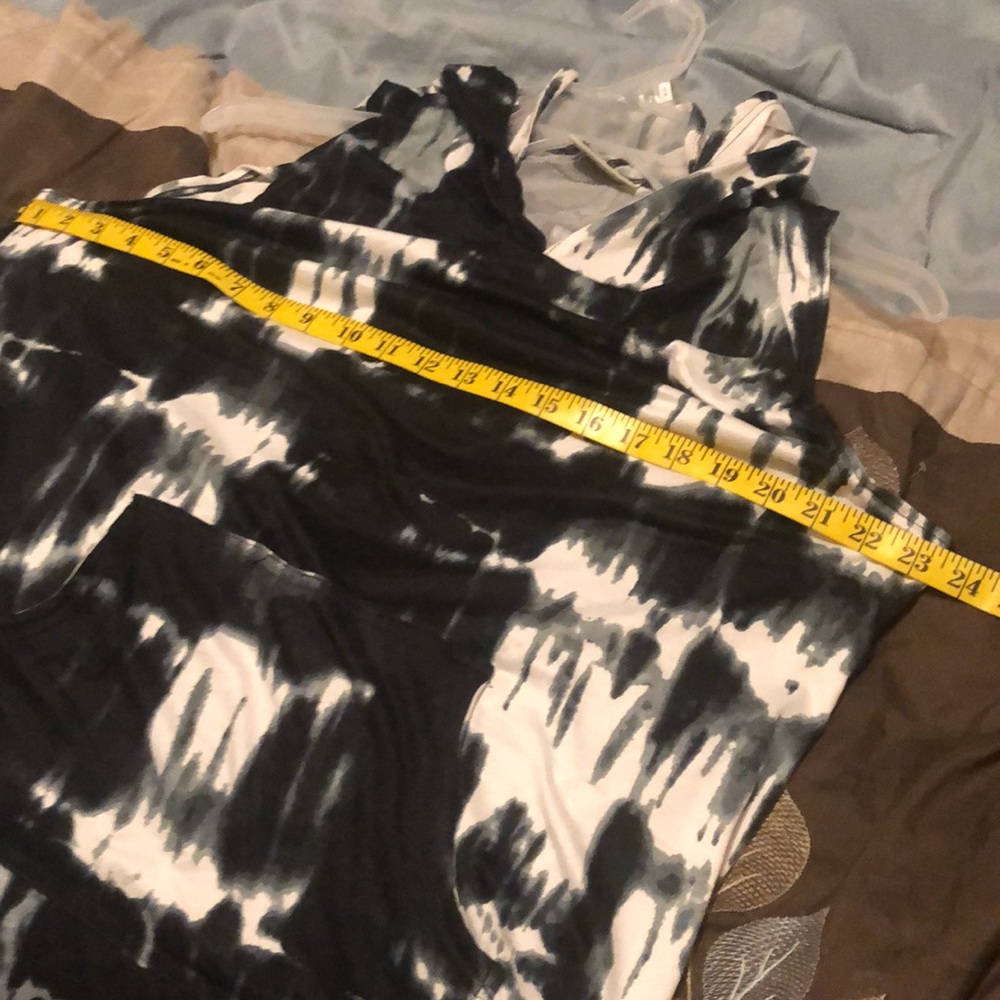 Sleeveless hooded maxi dress - Picture 8 of 8